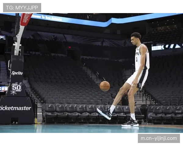 马刺文班亚马守护禁区 替补球员贡献显著提升